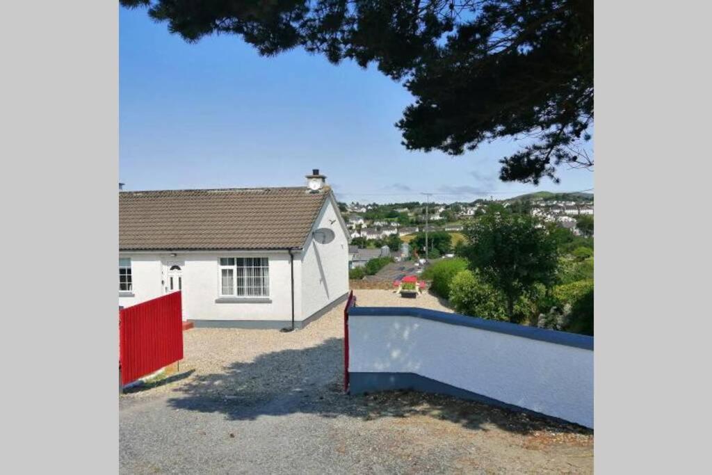 Red Gate Cottage Buncrana Bagian luar foto