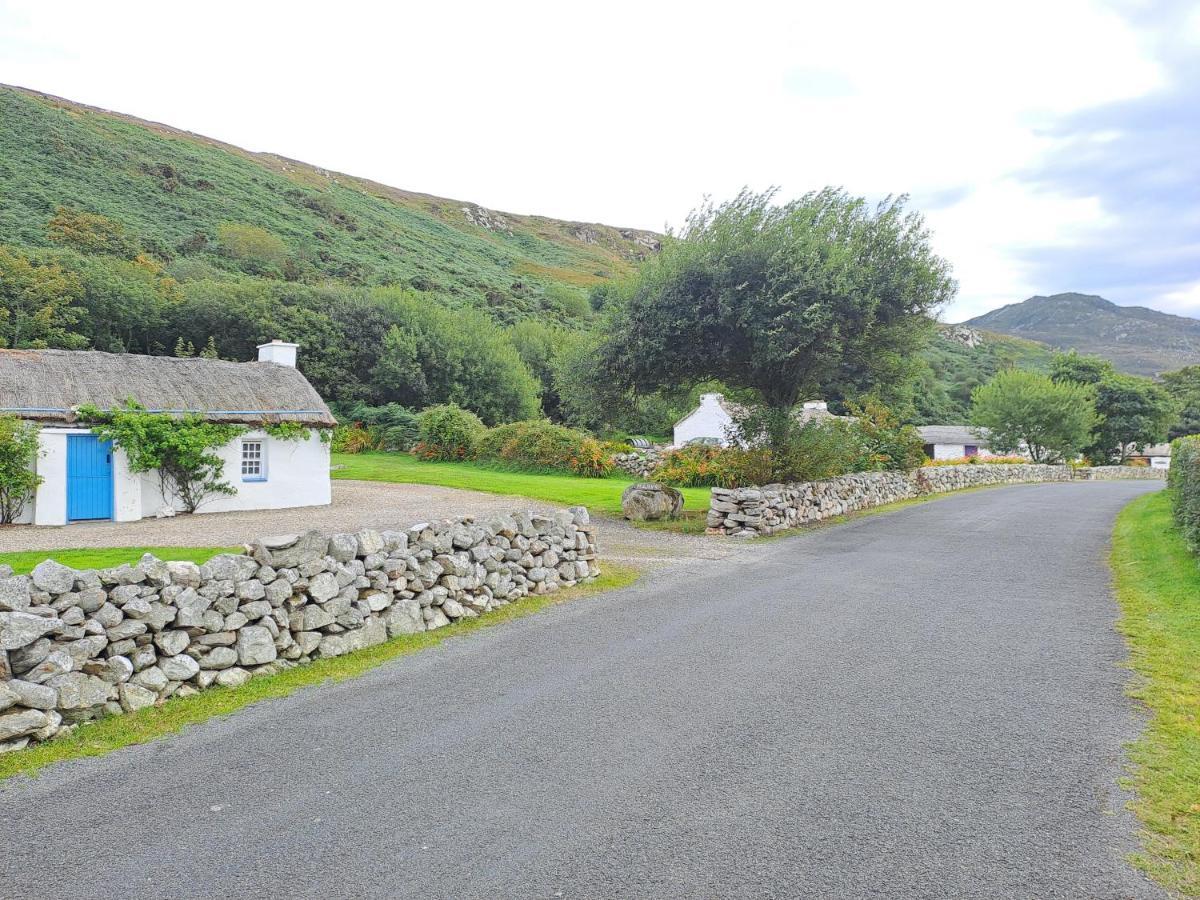 Red Gate Cottage Buncrana Bagian luar foto